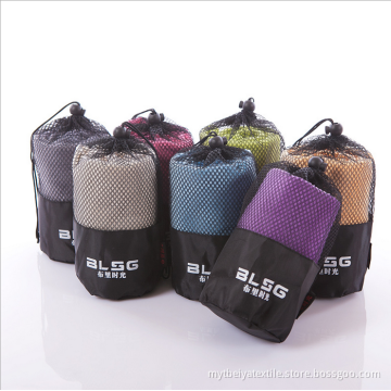 Mesh bag packing microfiber sports towels with logo , gym towel custom logo